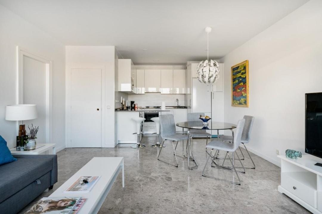 Urbantec Realty - Plaza De Colon Apartment Madrid Exterior photo